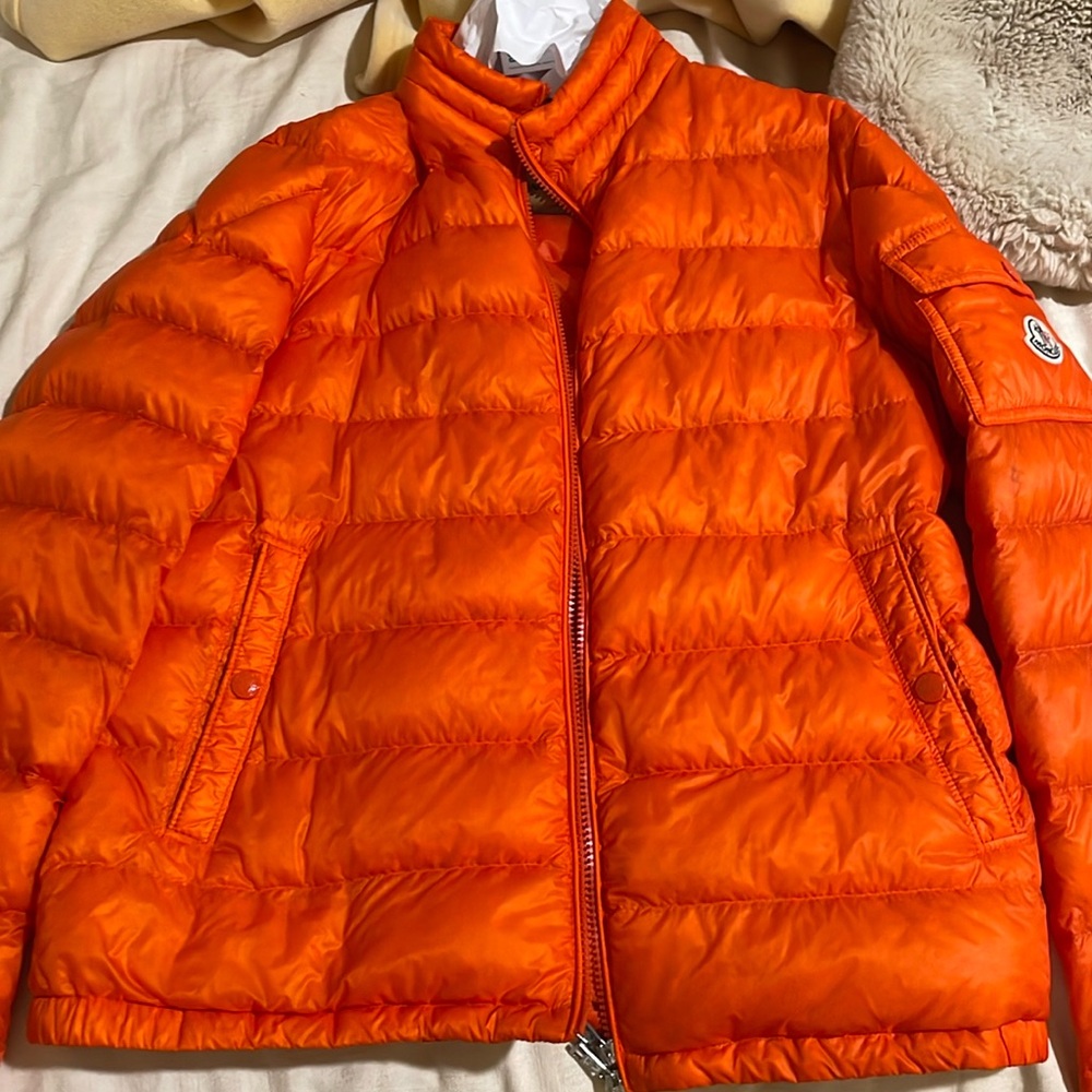 Moncler classic puffer